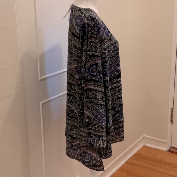 NWT Express Long sleeve tunic. Black w/multi color design XL. - Picture 9 of 11